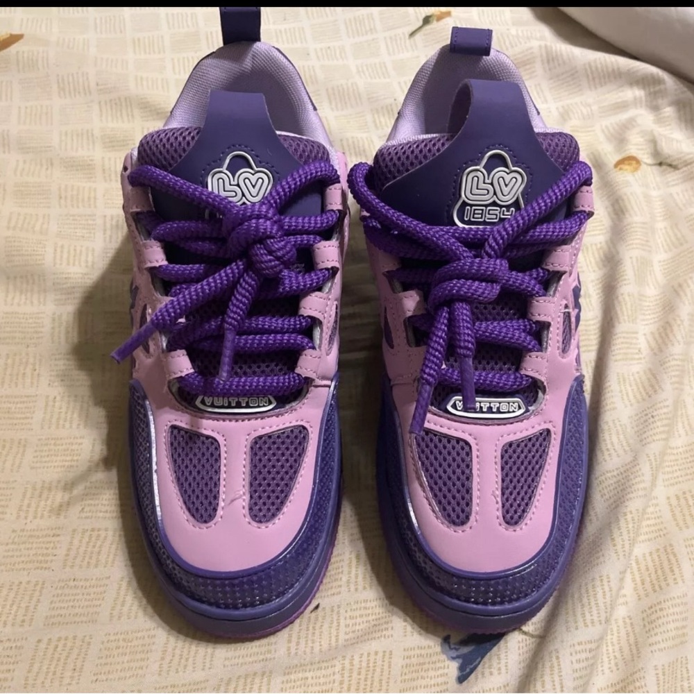 Louis Vuitton Lavender and Pink Sneakers - Picture 4 of 4